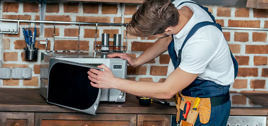 In-Home Microwave Repair in Arlington