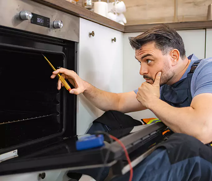 Why Arlington Households Choose Arlington Appliance Pro for Every Gas Oven Fix?